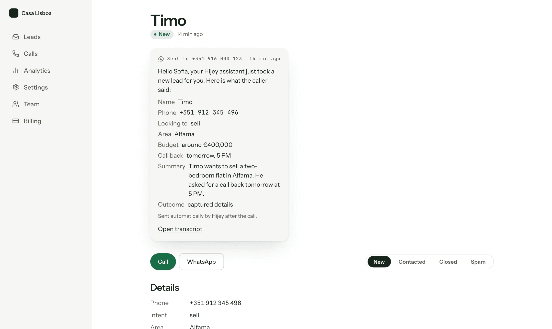 A lead's detail in the Hijey dashboard: the WhatsApp note as sent, call and message buttons, the details and the transcript.